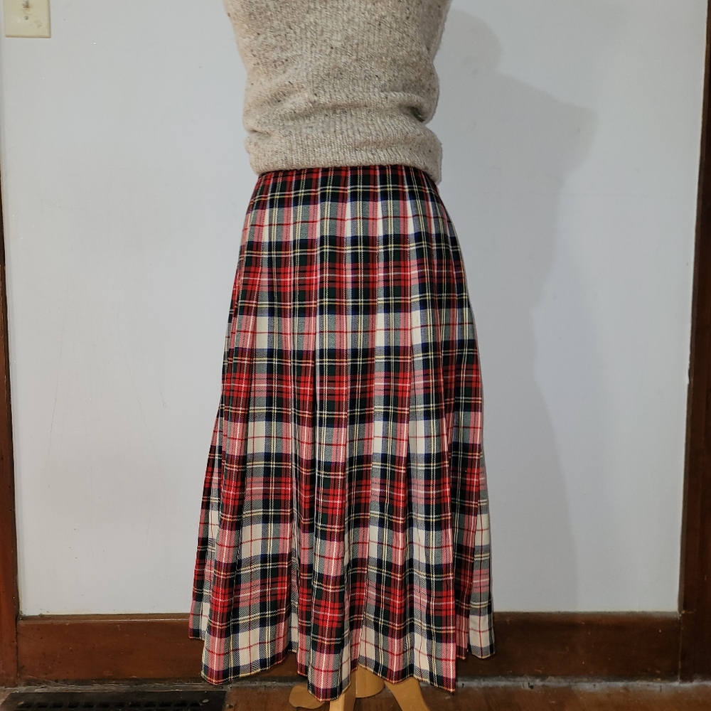 100% Virgin Wool Pleated Pendleton - image 4